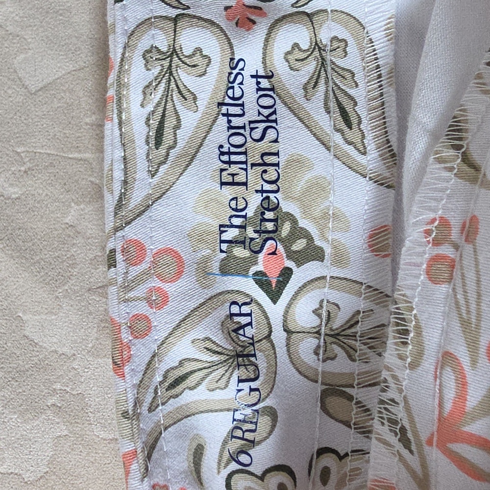 Croft & Barrow Patterned Skort - White, Green, Pink - Picture 3 of 9